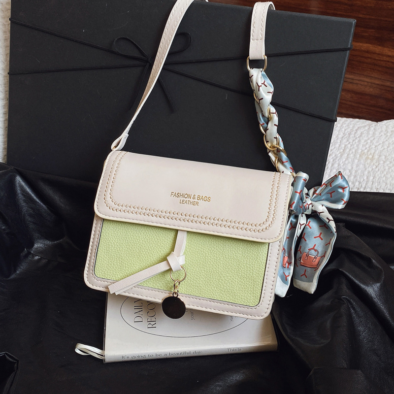 Free Delivery Designer Bag Popular Western Cream Square Fashion Small Crowd Design Scarf Shoulder Fresh And Sweet Oblique Straddle Bag For Women Luxur