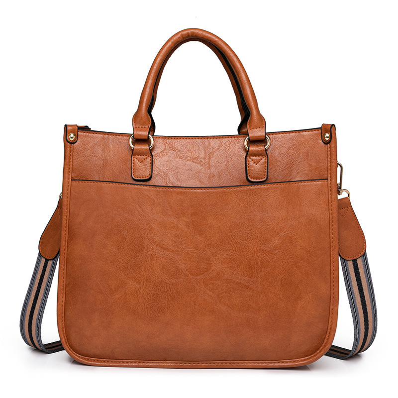 Spring and summer new casual handbag women's briefcase shoulder crossbody bag casual retro designer shoulder bag fashionable versatile shoulder t