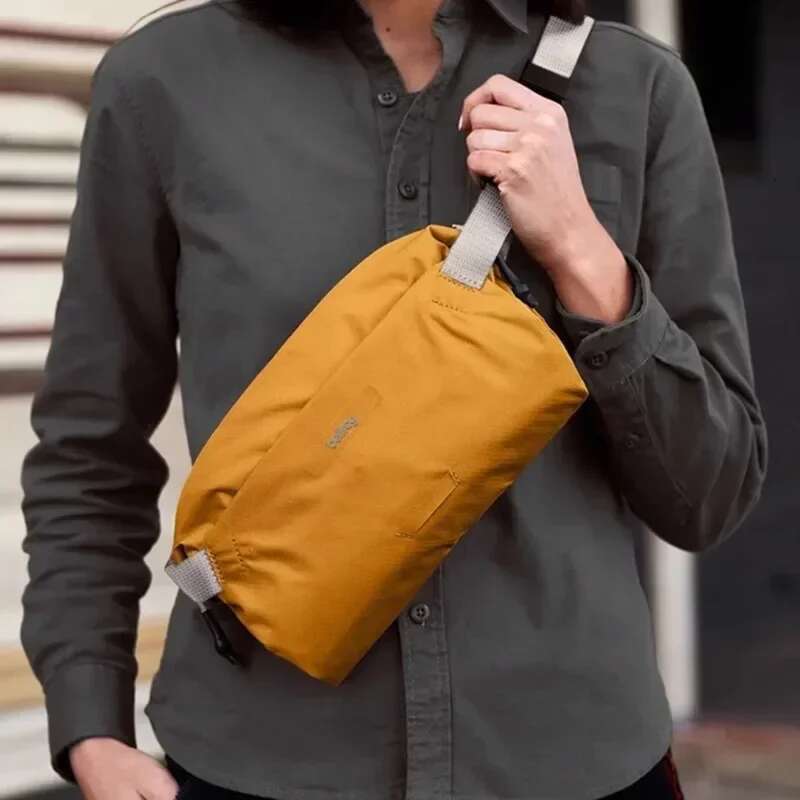 Chest Lite Sling 7L Light Outdoor Shoulder Bag Men and Women Casual waist bag messenger bags for men