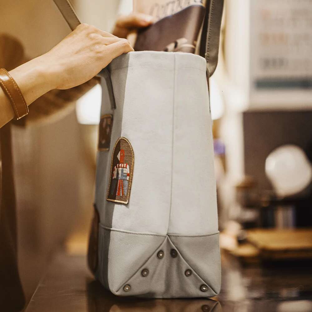 Maden New Vintage Embroidered Tote Large-Capacity Patchwork Handbag Versatile Single - Shoulder Unisex Style White Bags
