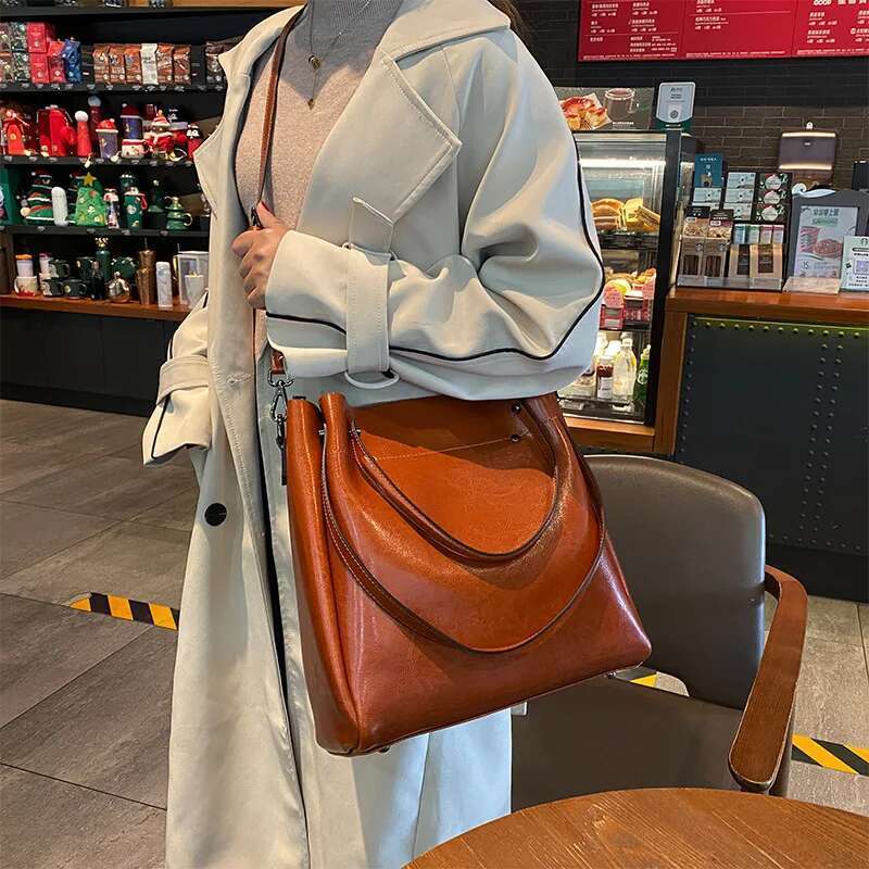 Fashion Genuine Women's Bags European And American Style Oil Waxed Shiny Leather Large Capacity Handbag Cowhide