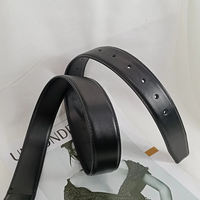 Fashion cowhide Real leather belt For Women High-end s Wide Belt Female Heart Desiner Womens Punk Gothic Jeans Belt 250517