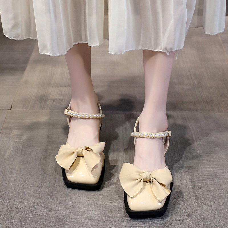 Free shipping, designer bow-bow sandals for women, 2025 summer new thick-heeled high heels, low heels, pearl one-strap, versatile