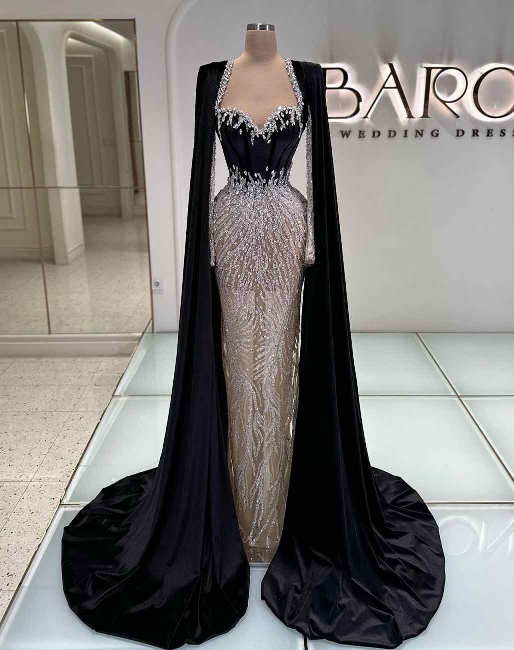 Luxury Crystals Prom Dresses New Designer Black Bling Lace Elegant Evening Gown Shiny Pageant Gown Plus Size Special Occasion Vestidos De Noche