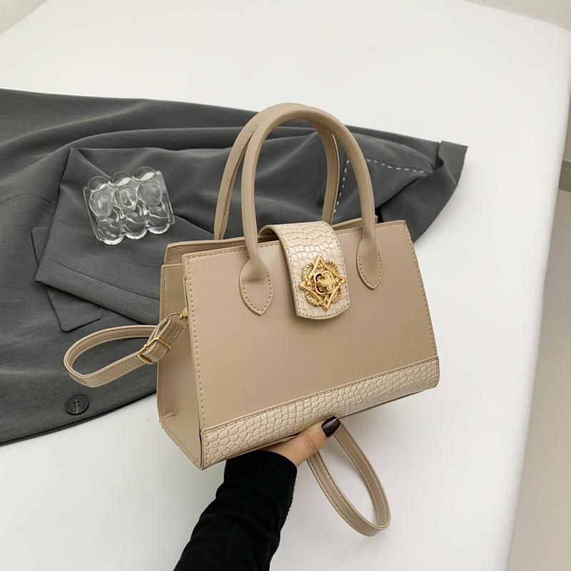Free Delivery Designer Bag Small Niche High End Tote 2025 Winter New Fashion Large Capacity Crocodile Pattern Versatile Commuting Crossbody Luxury Bag