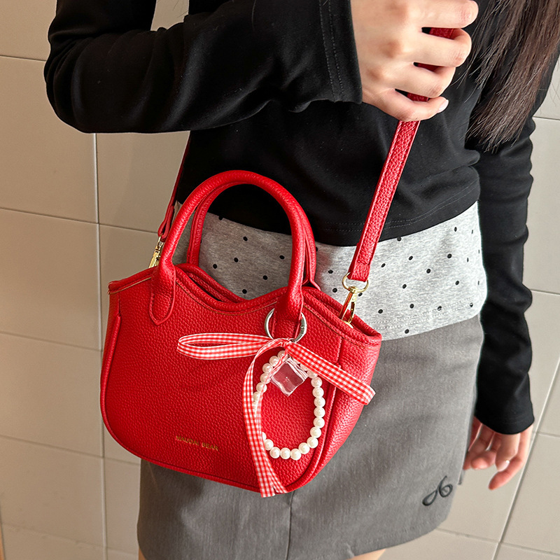 2025 Summer New Fashionable Simple Handbag Korean Version Butterfly Knot Niche Lychee Pattern Crossbody Bucket Bag