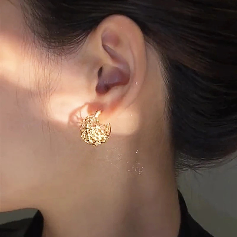 Hollow Out Personalized Plated 14k Real Gold Earrings for Women Elegant Lightweight All-match Delicate Earrings Jewelry 250517