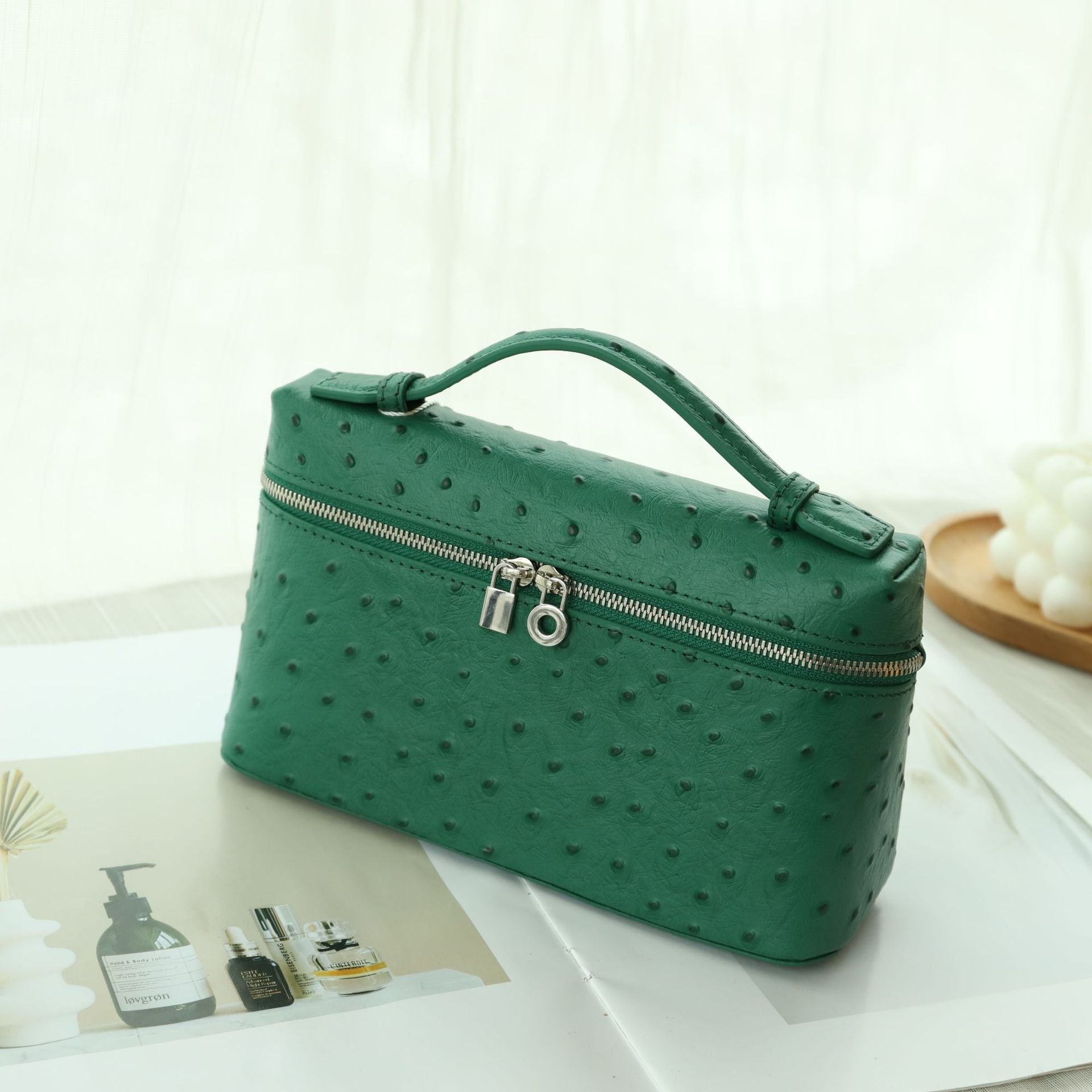 Ostrich Leather Crossbody Bag: Stylish & Versatile 2024 Handbag 4 9ed62