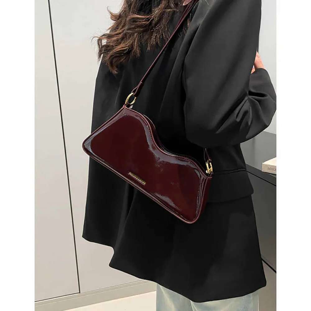 Women Shoulder Bags Fashion Glossy Patent Leather Bury Underarm Bag Crossbody French Designer Lady Commuting Handbags 2025