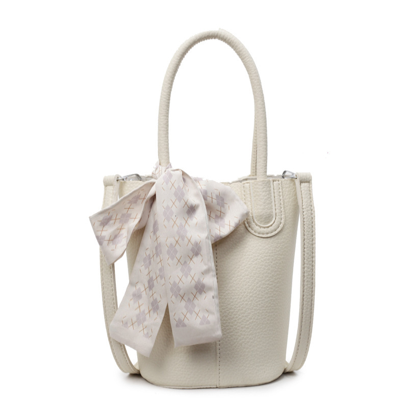 2025 New High end Handbag for Women Popular and niche design Single shoulder crossbody bag Korean version Versatile Bucket bag
