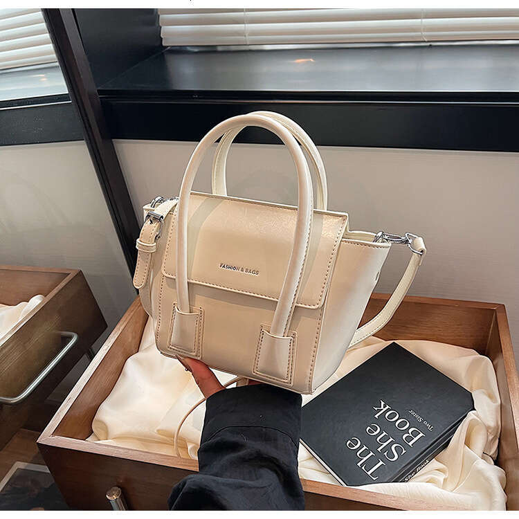 Hot New Hot Handbag Women's Trendy Fashion Texture Popular Single Shoulder Crossbody Bag