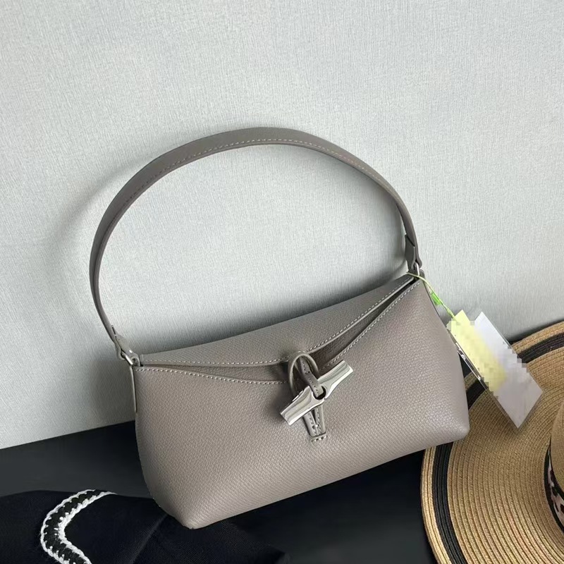 New bamboo flap hobo bag fashionable and versatile armpit shoulder bag large capacity commuter handbag for women.