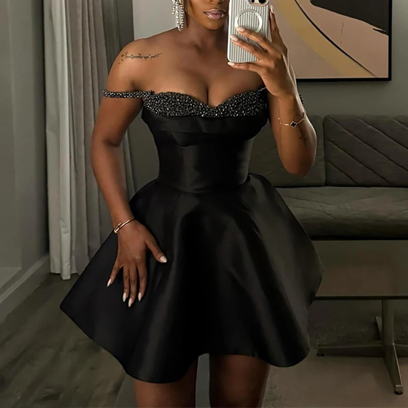 Lady Sexy Off Shoulder Pleated Suspender Dress Casual Sleeveless High Waist Party Dress Black Sequin Patchwork Slim A-line Dress 250517