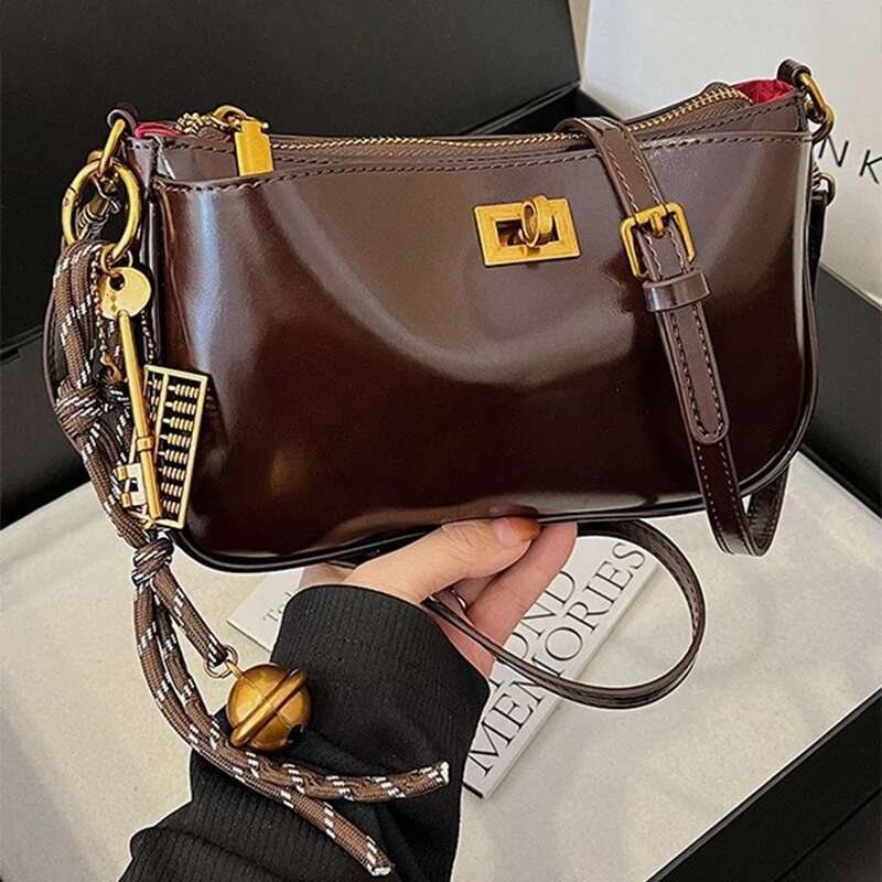 Gold Lock High Quality Handbag Red Shiny Cowhide Leather Small Square Designer High-End Brand Retro Women Shoulde Bag