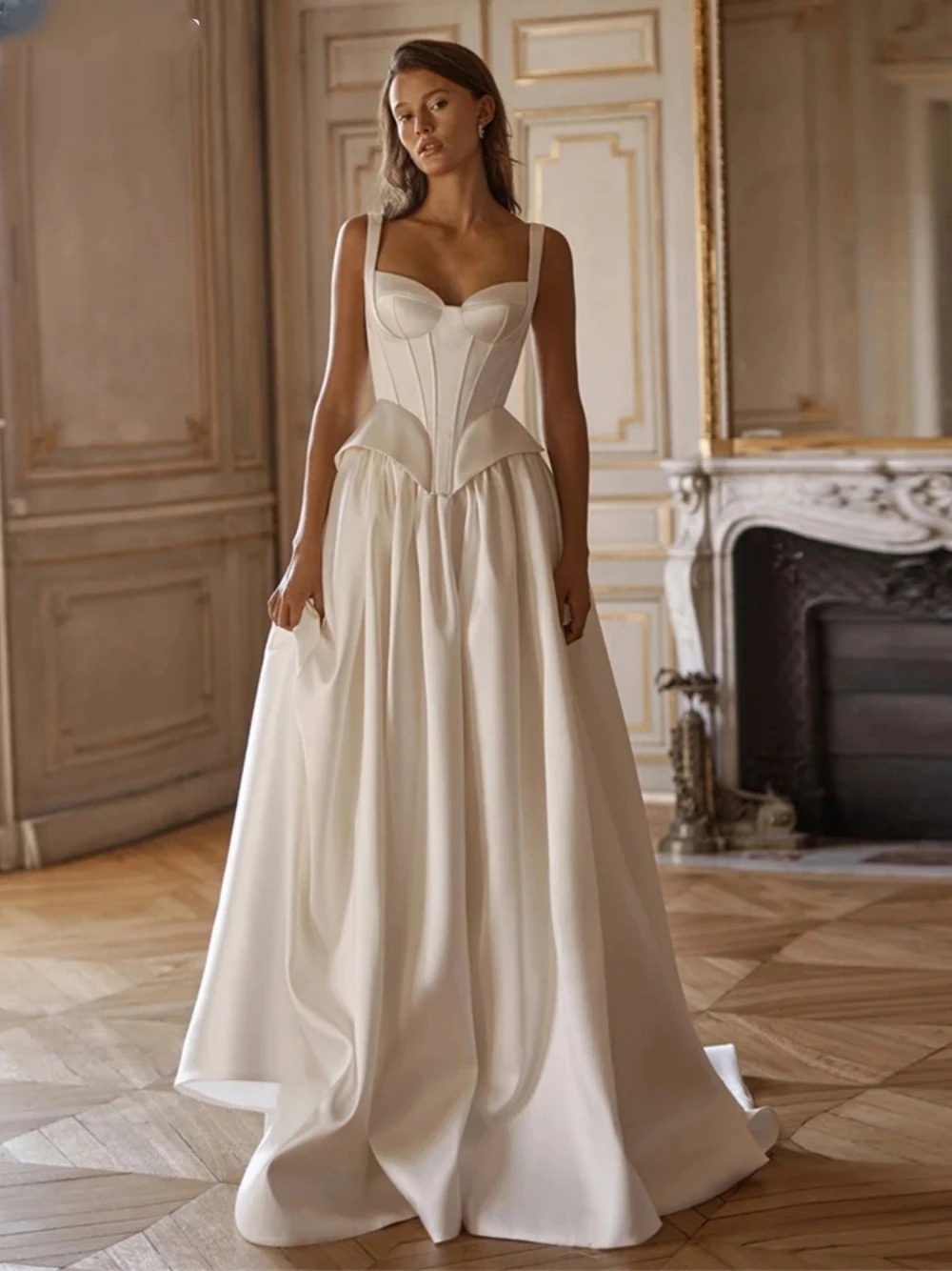 Simple Spaghetti A Line Wedding Dress Elegant Sweetheart Bridal Dress Sleeveless Floor Length Customized vestidos de novia