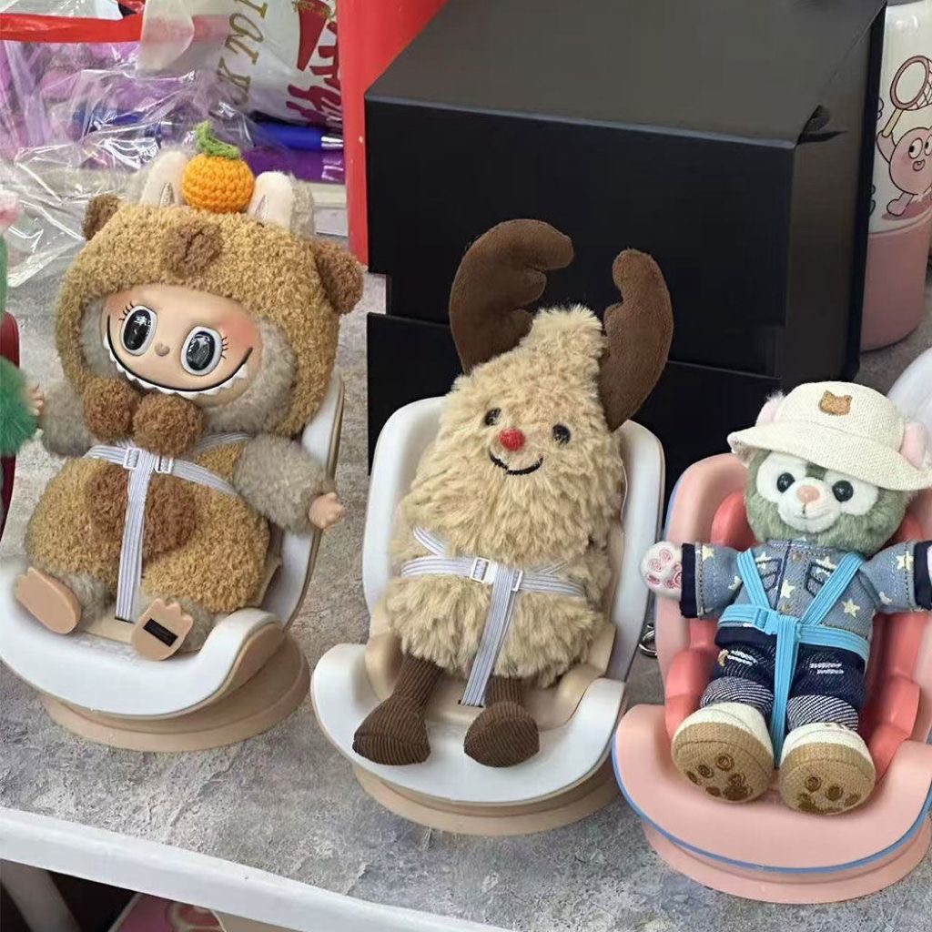 labubu Accessories adapts to safety seat air conditioning outlet cute car ornaments aromatherapy pendant