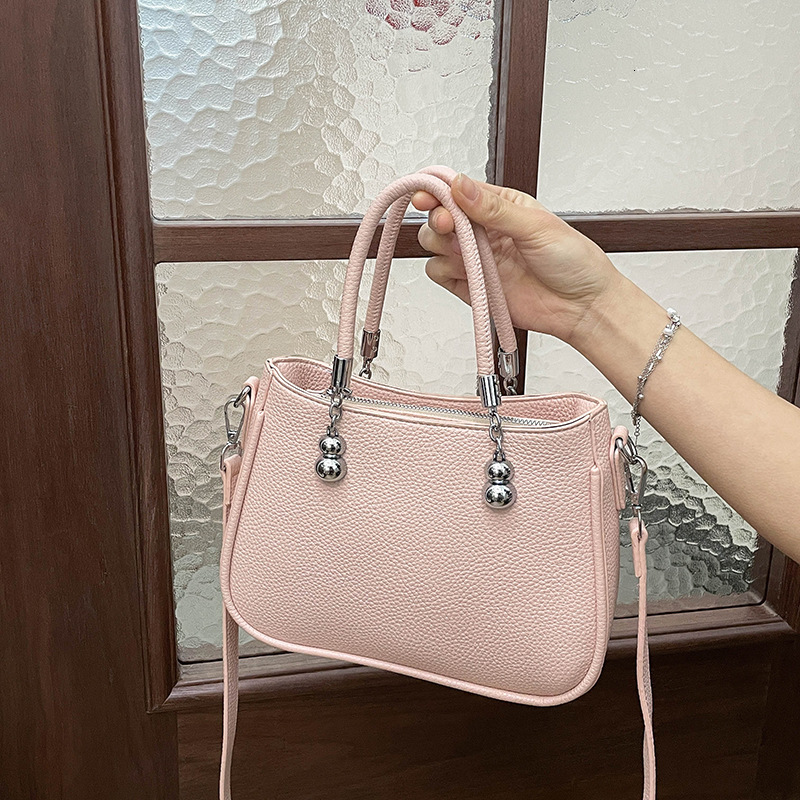 2025 New Trend Women's Underarm Bag Flow Multi functional Fashion Lychee Pattern Single Shoulder Crossbody Bag Solid Color Trendy Designer Versat