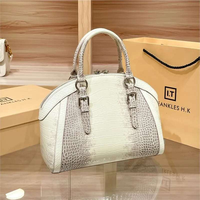 Light Brand Women's Handbag 2025 New Designer High-End Texture Retro Spring And Summer Single Shoulder Crossbody Bag