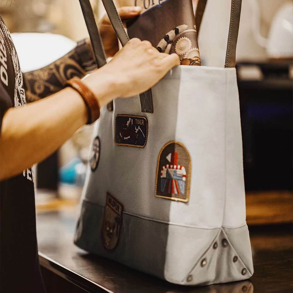 Maden New Vintage Embroidered Tote Large-Capacity Patchwork Handbag Versatile Single - Shoulder Unisex Style White Bags