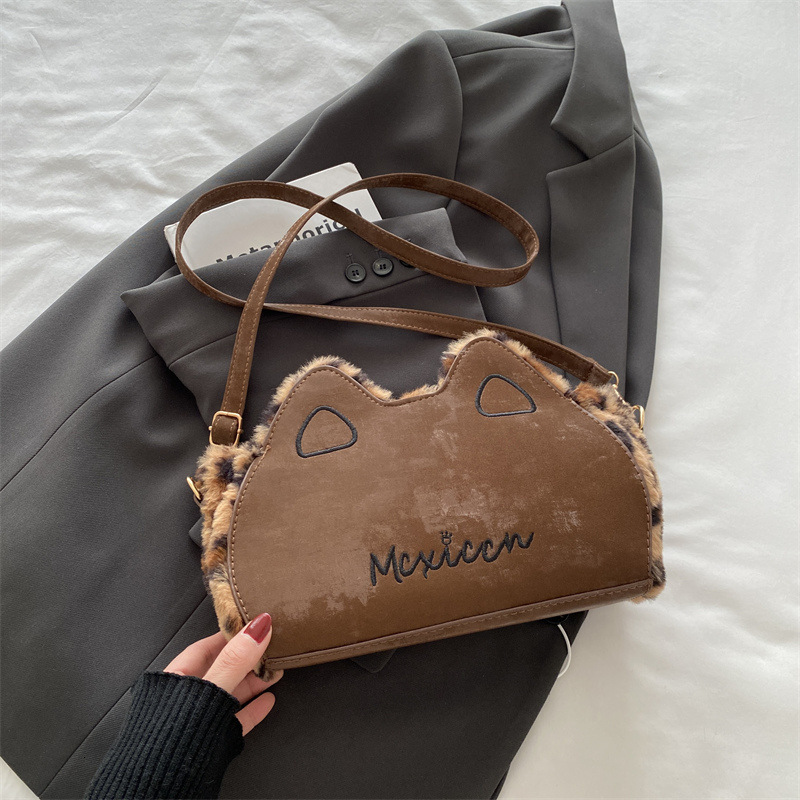 Free Delivery Designer Bag Winter Cartoon Small 2025 Fashionable Versatile Crossbody And Cute Super Hot Single Shoulder Bag For Women Luxury Bag