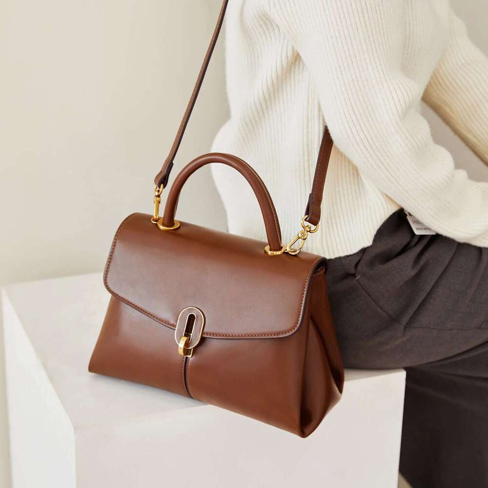 Women Fashion Handbags Metal Buckle Design Stylish Shoulder Trendy Daily Use Bags Brown PU Leather Versatile Crossbody