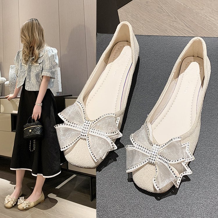 Free shipping. Designer flat single-shoe women's 2025 new bow gentle evening style soft-soled shoes paired with skirts, elegant fairy shoes