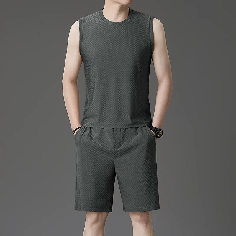 Mens Casual Business Loose and Comfortable Ice Silk Quick-drying Vest Two-piece Set Breathable T-shirt Shorts Sports Casual 250519