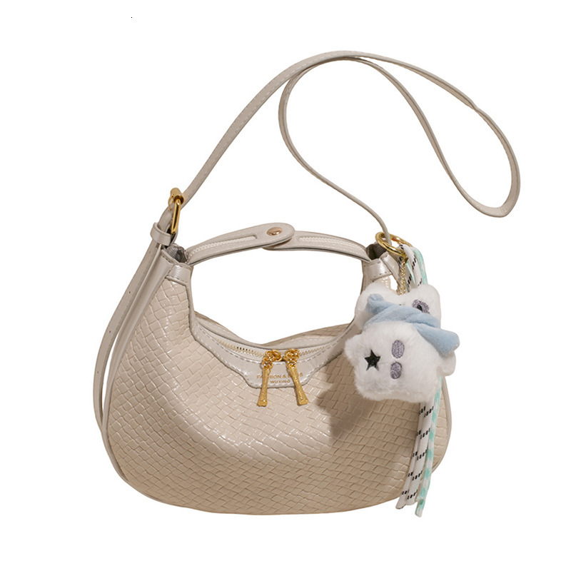 2025 summer new casual texture niche crescent bag stylish and trendy women's single shoulder crossbody bag