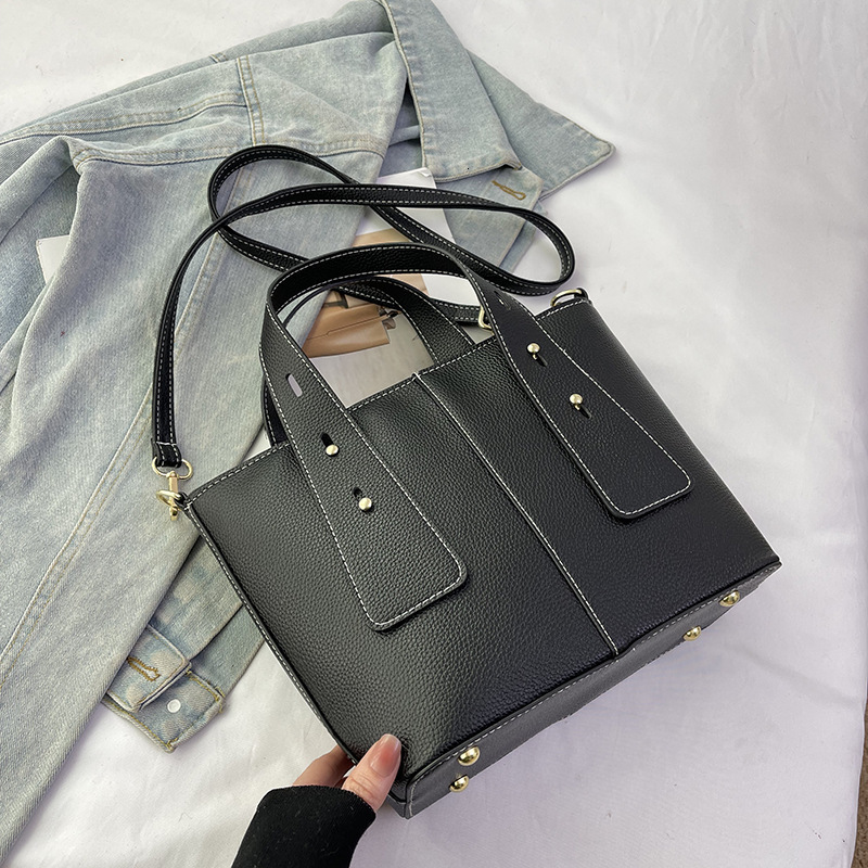 Free Delivery Designer Bag Small Niche Hand For Women 2025 Autumn And Winter Fashion Stylish Diagonal Cross Shoulder Large Capacity Bucket Luxury 0258