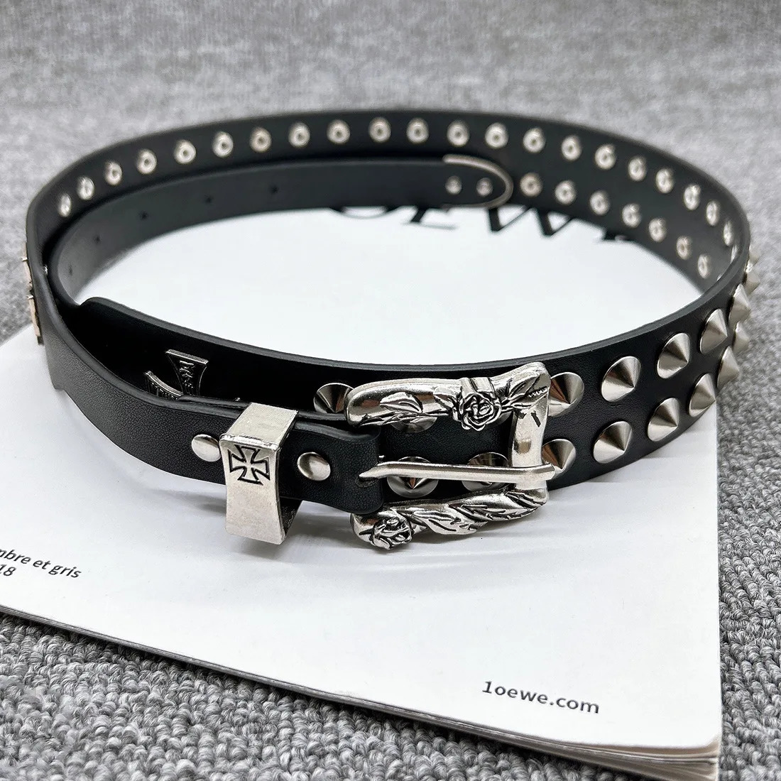 Retro Heavy Metal Rivets Men Womens Belt ERD Harley Locomotive Rock Punk Style Personality Belt Genuine Leather Jeans Belt 250519