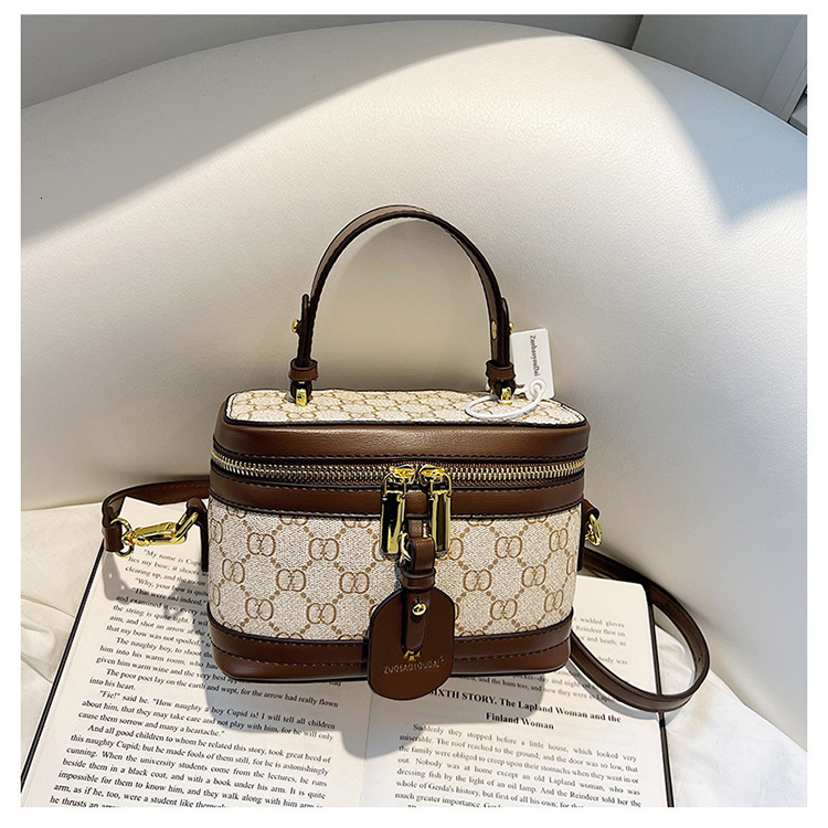 Free Shipping Designer Bag Hong Kong Style Retro Handbag New Womens Bag Cross-border Texture Shoulder Bag Diamond Grid Contrasting Crossbody Bag