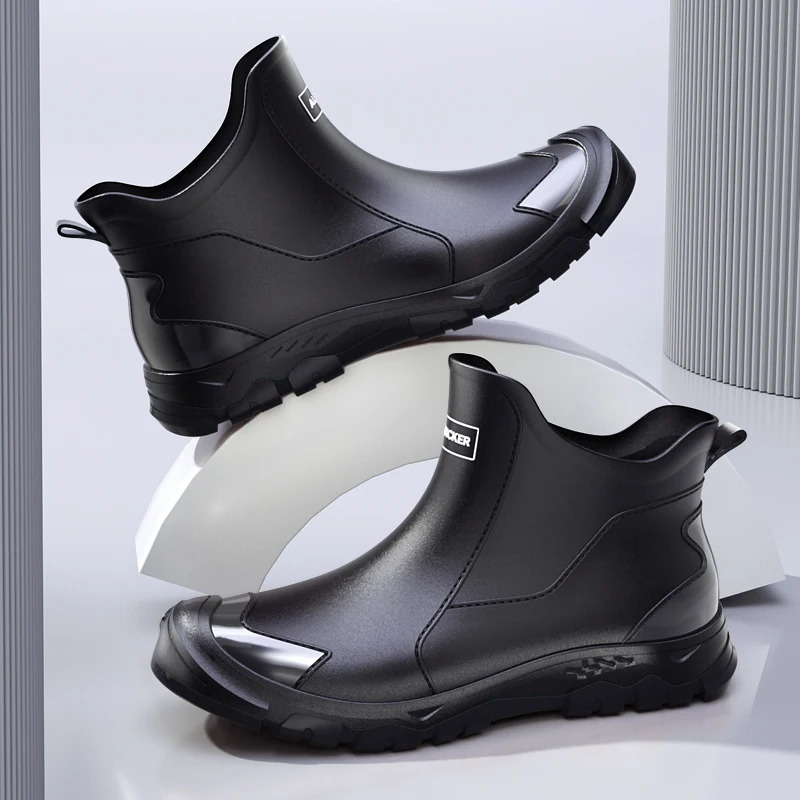 Outdoor Non-slip Light Shoes Men Rain Boots Waterproof Rubber Fishing Shoes Durable Waterproof Rubber Fishing Shoes 250515