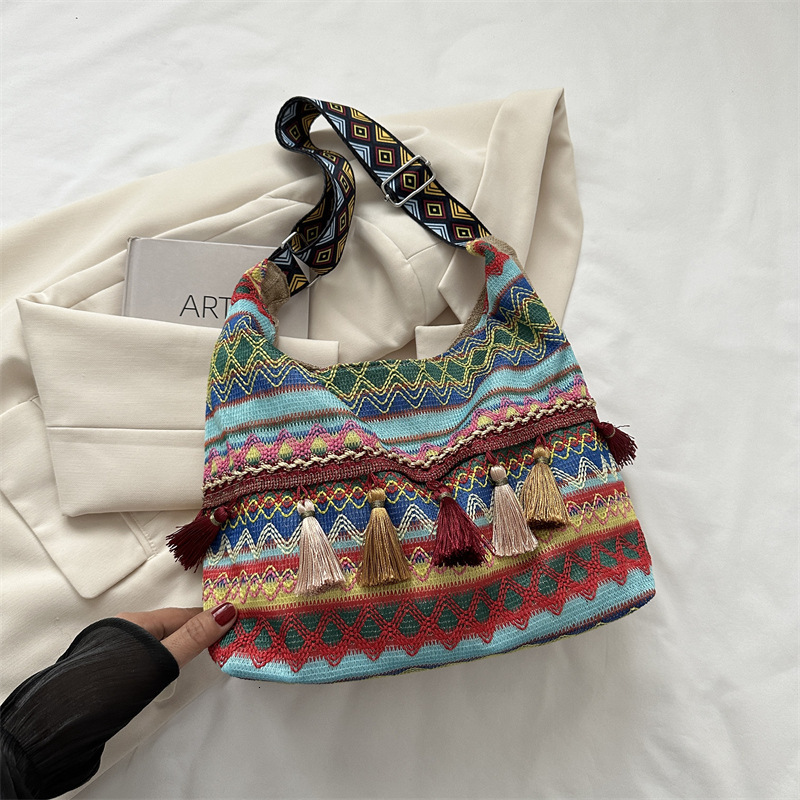 Free Delivery Designer Bag Large Capacity Fashionable Korean Version Tassel Casual 2025 Spring New Versatile Ins Shoulder Crossbody Tote Luxury Bag