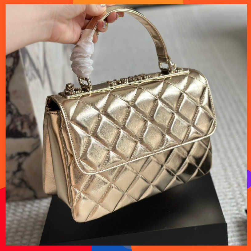 Cc Shoulder Bags Ladeis Designer Vintage Lambskin Trendy Shoulder Bags Top Handle Totes Gold Meal Hardware Matelasse Chain Crossbody Multi Pochette Accordion Hand