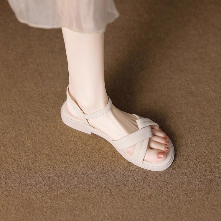 Free shipping. Designer's 2025 new retro flat beach Roman sandals are versatile, fashionable, comfortable, soft-soled, open-toe, niche women'