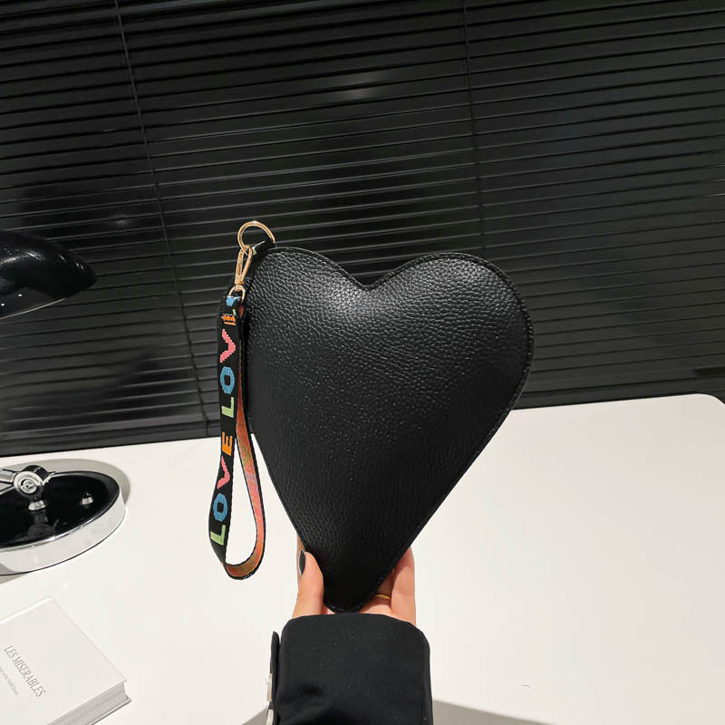 Free Delivery Designer Bag Niche Design Love 2025 Winter Beauty This Year's Popular Change Hand Korean Edition Women's Bag Trend Luxury Bag 