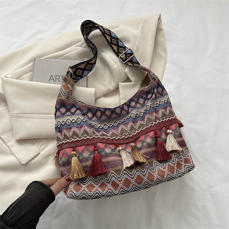 Free Delivery Designer Bag Large Capacity Fashionable Korean Version Tassel Casual 2025 Spring New Versatile Ins Shoulder Crossbody Tote Luxury Bag