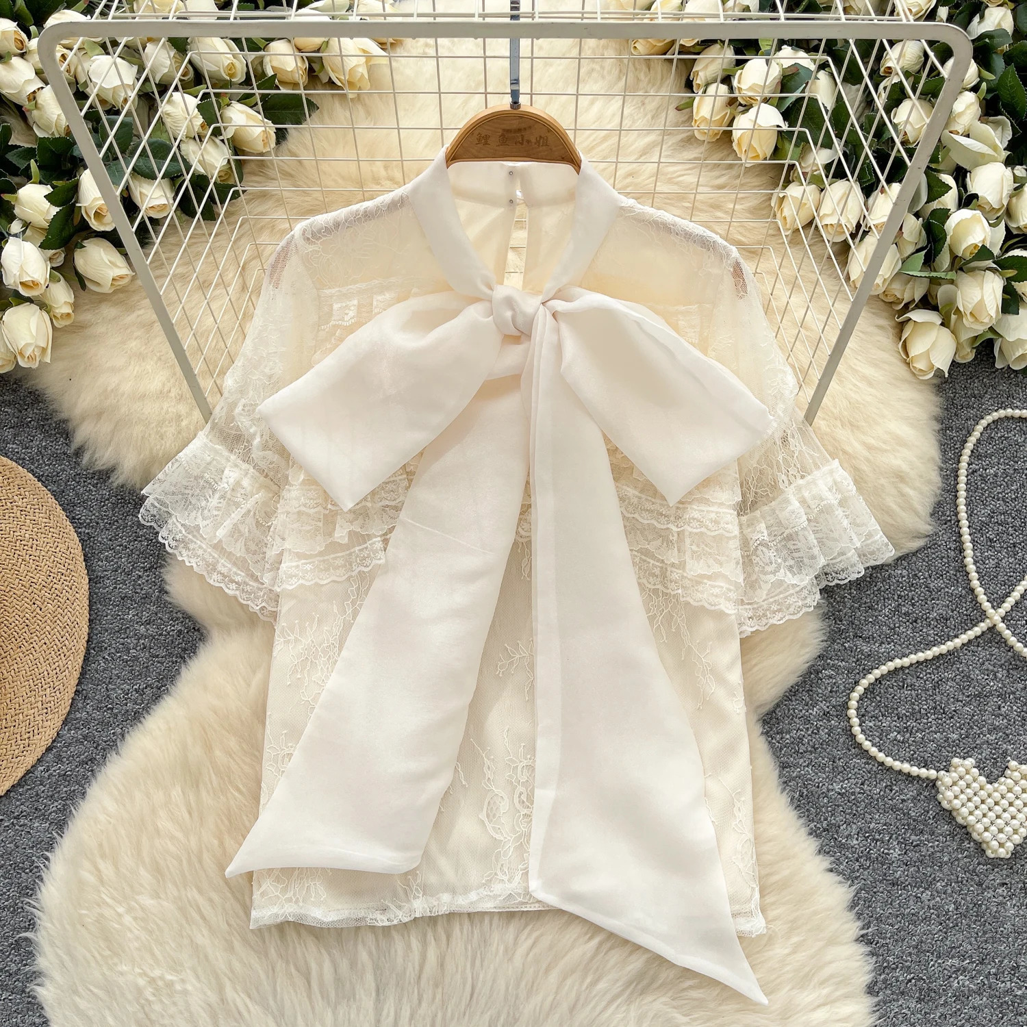 Chic Oneck butterfly lace short sleeve Elegant Fashion Sexy Shirt Women Blouse 250520