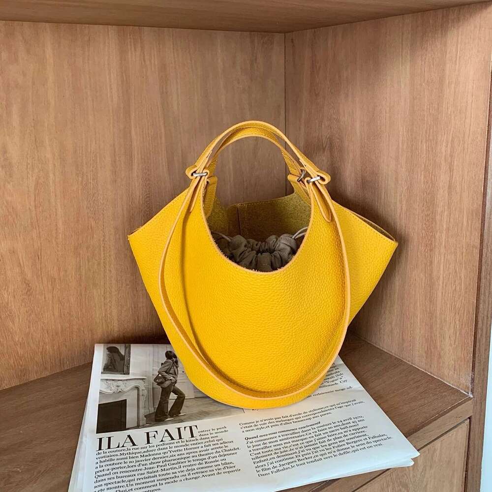 Genuine bucket 2025 summer new soft top layer cowhide leather one-shoulder tote bag fashionable ladies handbag
