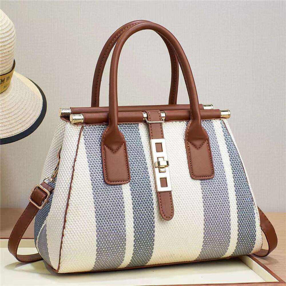 Women s high end classic large capacity handbags shoulder bags trendy women