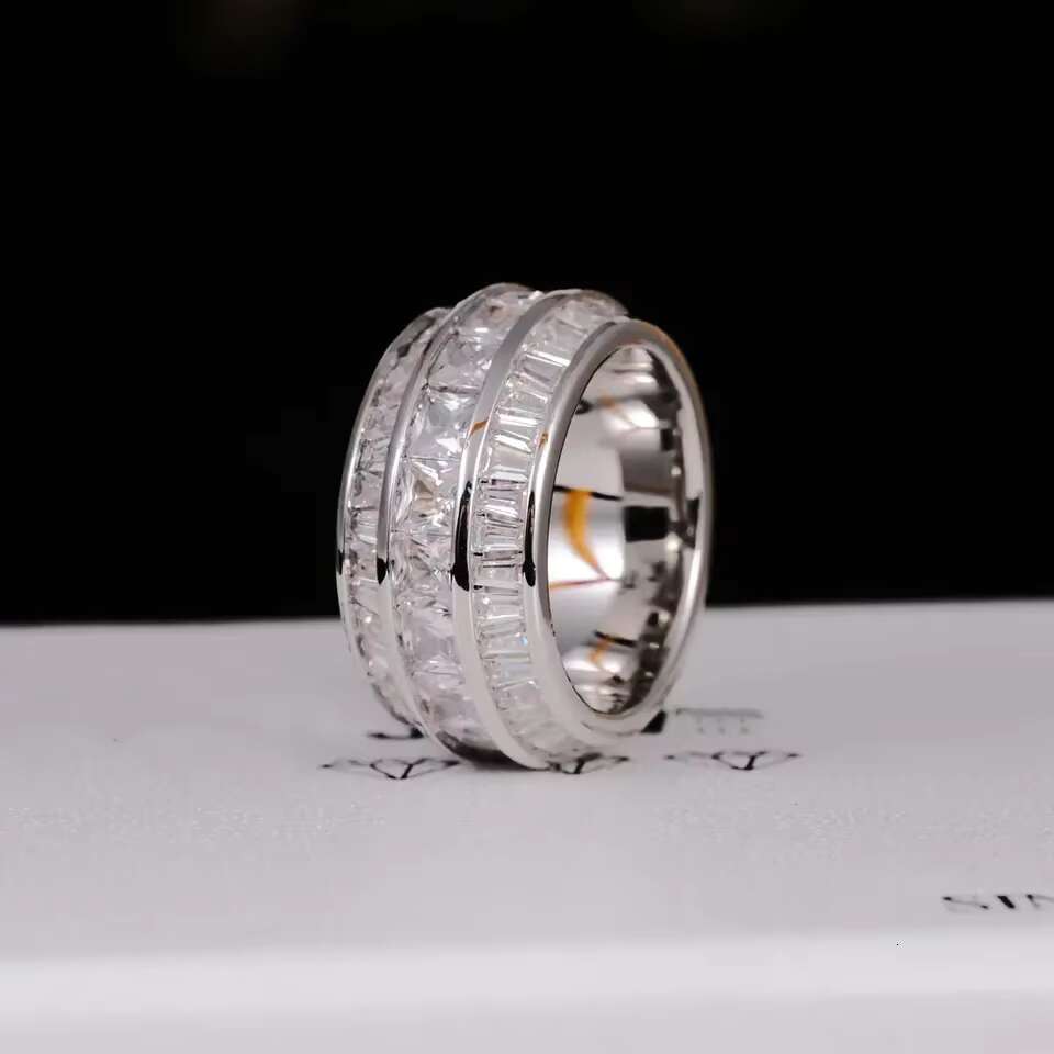 Flawless Jewelry Hip Hop Rings VVS D Color Moissanite Stone Custom Silver Iced Out Ring for Gold Color Luxury Men Ring