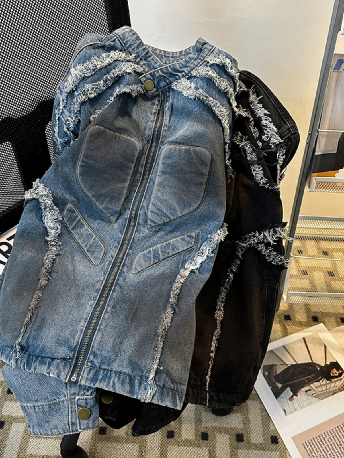 Fashion Shoulder Padded Long Sleeve Zipper Denim Coats Mens 2025 Spring Autumn Handsome Tops Trendy Male Motorcycle Jackets 250516
