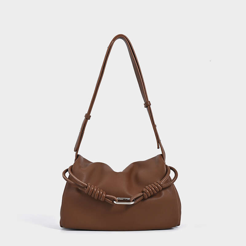 Women's Bags Designer Autumn/Winter New Knitted Soft Leather Tote Women's Single Shoulder Crossbody Commuting Lazy Style Large Capacity Clou