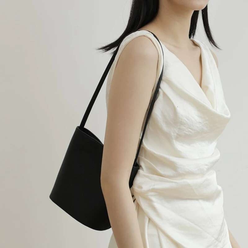 New Genuine Leather Shoulder Bucket Crossbody Bag