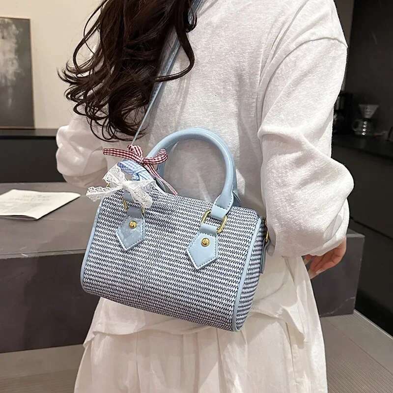 2025 Cloud Puff Vegan Tote Bag Convertible Top Handle Crossbody Pillowy Minimalist Effortless Aesthetic