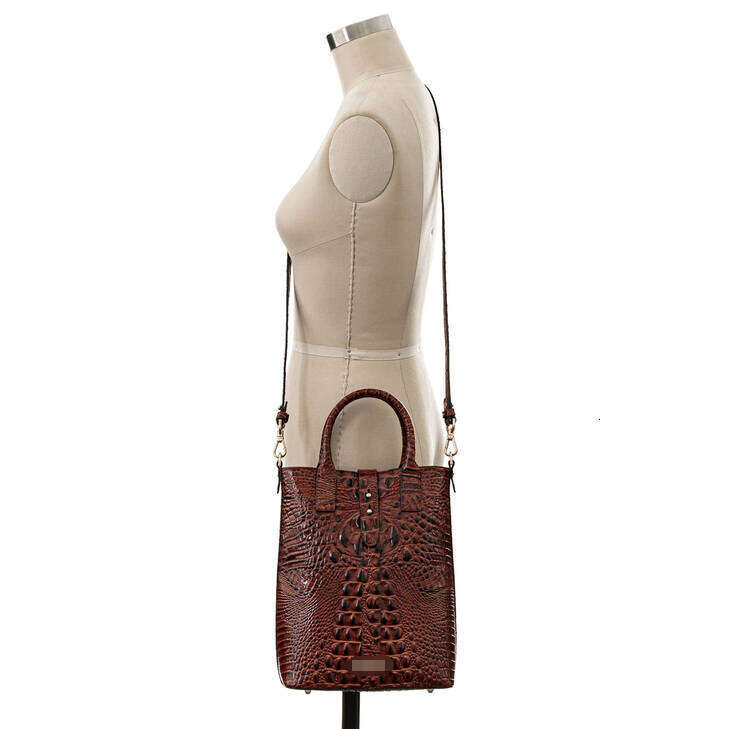 New Handheld Crossbody Women's Bag with Multi color Concave Crocodile Pattern