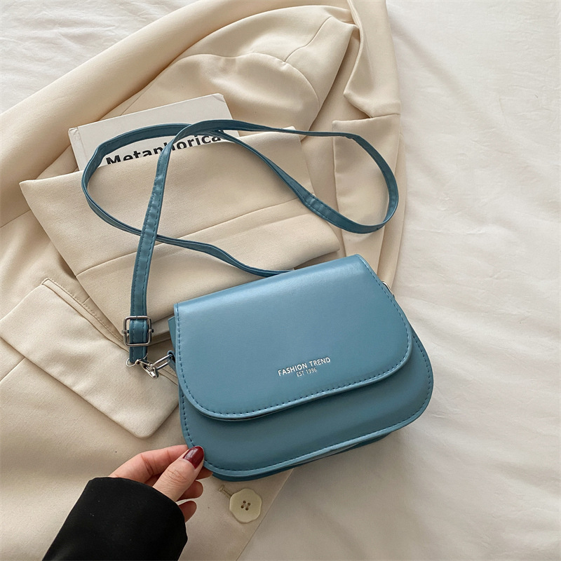 Free Delivery Designer Bag Fashionable Women In Summer 2025 New Minimalist Small Square For Women Practical And High End Single Shoulder Luxury Bag