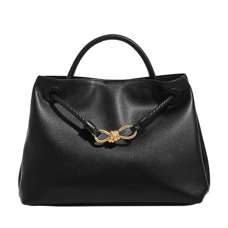 Women's Bags Designer Celebrity Style Large Capacity Commuting Tote Fashionable And Versatile Hand-Held Women's Bag, Black Woven Single Shou