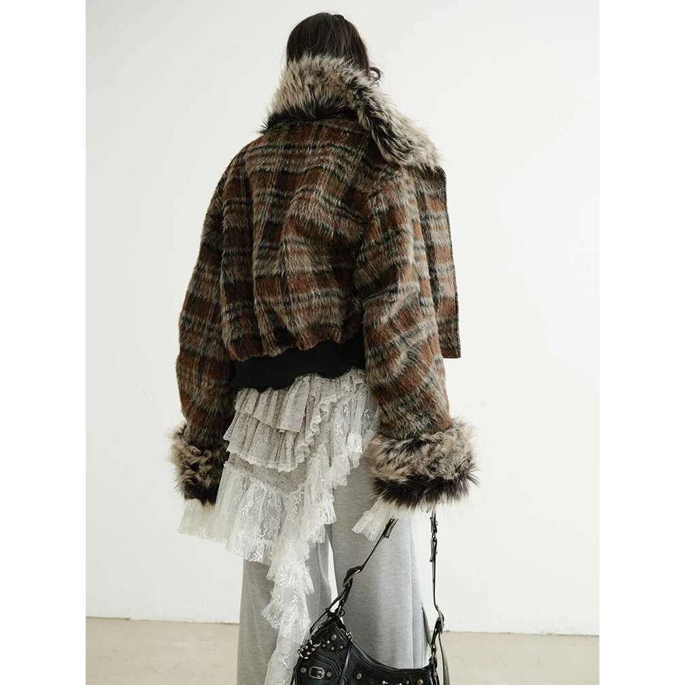 New Women's Plaid Faux Fur Jacket for Autumn and Winter