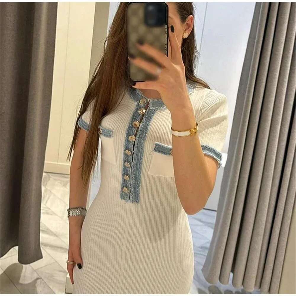 Elegant Contrasting Women Knit Maxi Dress Chic O-Neck Short Sleeve Metal Buttons Bodycon Dresses Office Lady Commuting Robe Designer